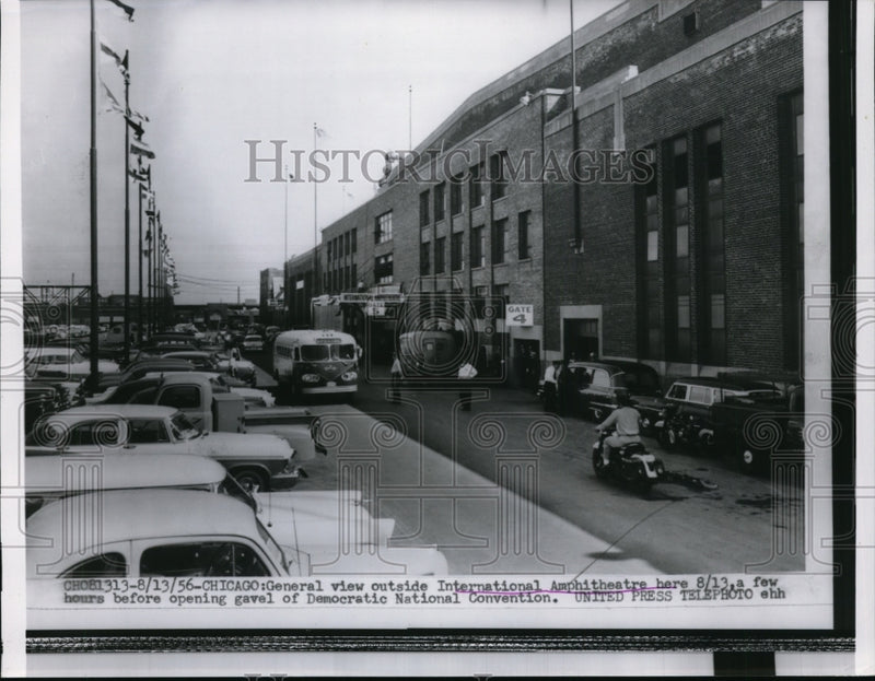 Load image into Gallery viewer, 1956 Press Photo Chicago- General view outside International Amphitheater.
