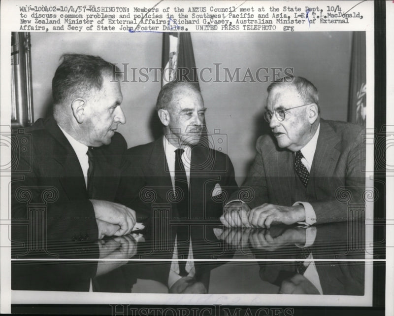 Load image into Gallery viewer, 1957 Press Photo Secretary of State John Foster Dullas &amp; ANZUS Council
