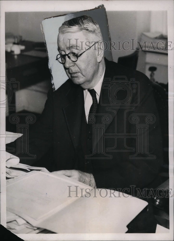 1937 Press Photo Washington DC Rep. Louis Ludlow in center of Congressional row.