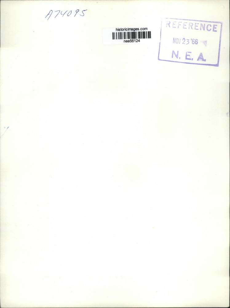 1966 Press Photo Vice President Hubert Humphrey & TB Pin on Lapel - nee56124