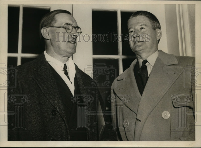Load image into Gallery viewer, 1938 Press Photo John D Biggers With Frank R Wilson Leaving The White House.
