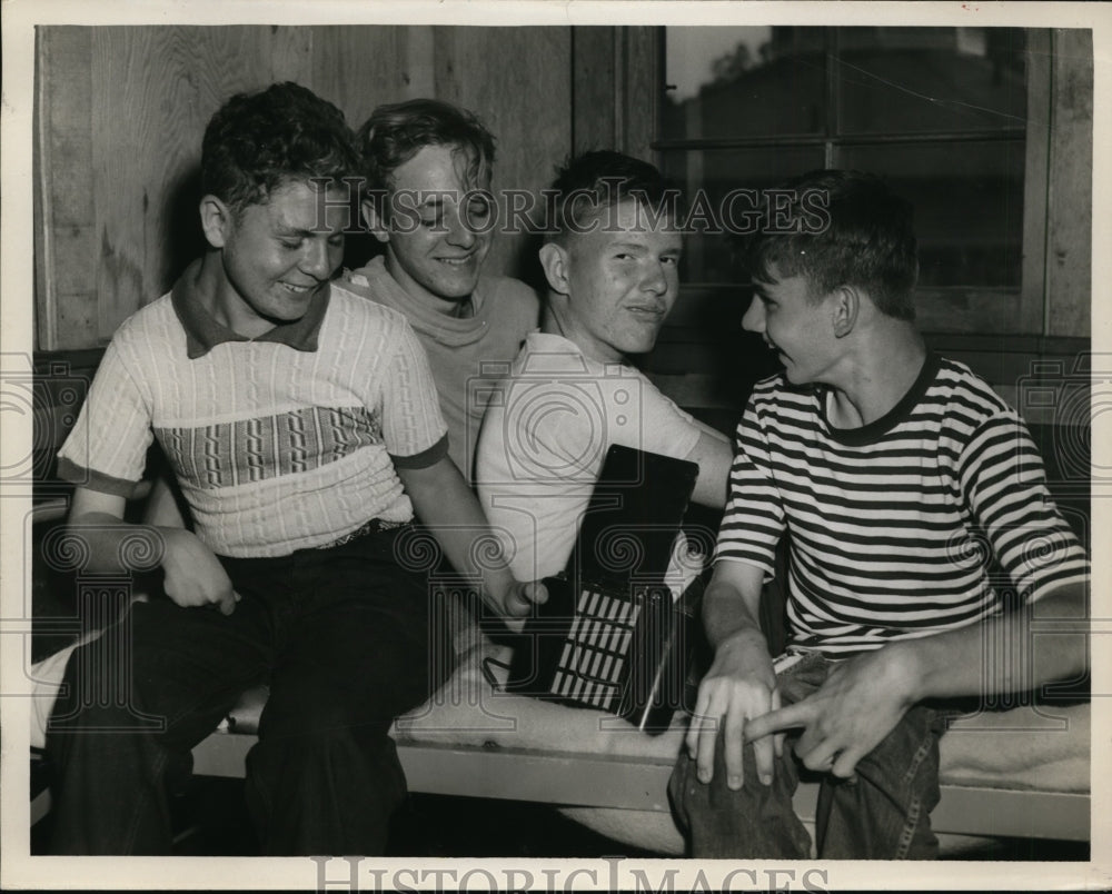 1950 Press Photo Wilbur Ickovitz, Tony Papesh, Ross Johnson And Allison Leider.
