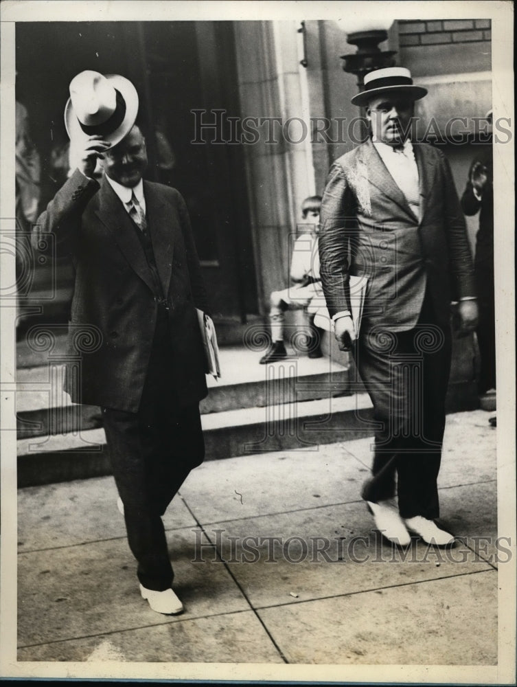Load image into Gallery viewer, 1928 Press Photo Herbert Hoover, George Ackerson Kansas City - nee57433
