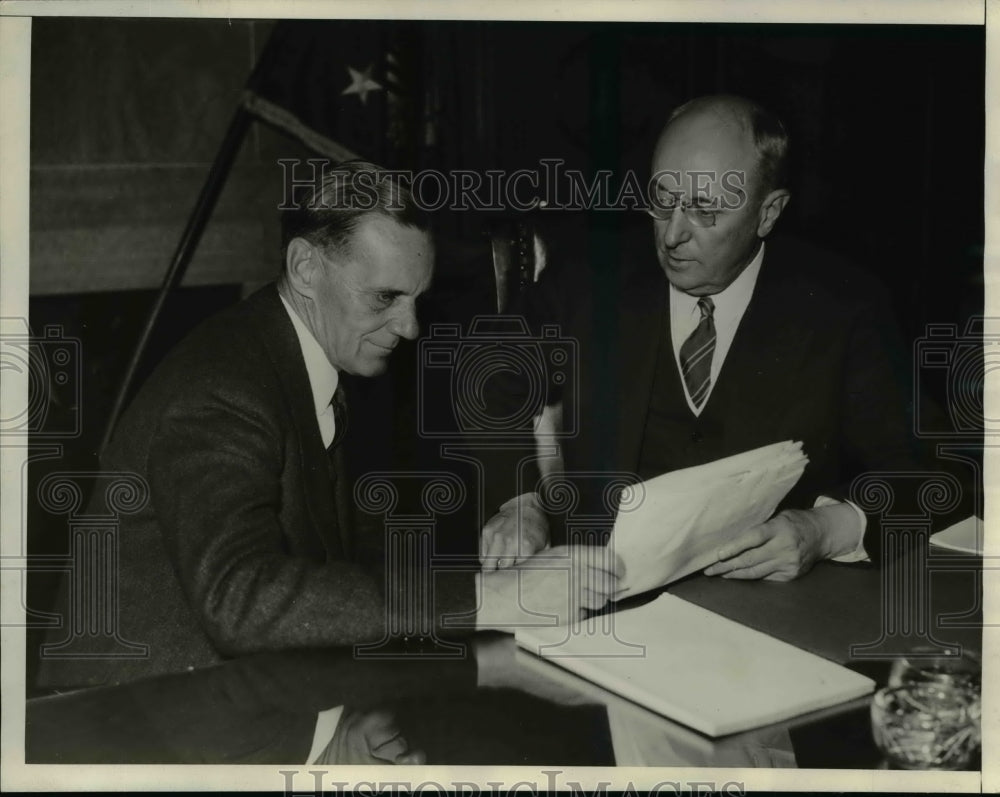 1934 Press Photo George Arnold, San Francisco California, Handling Prosecutions.