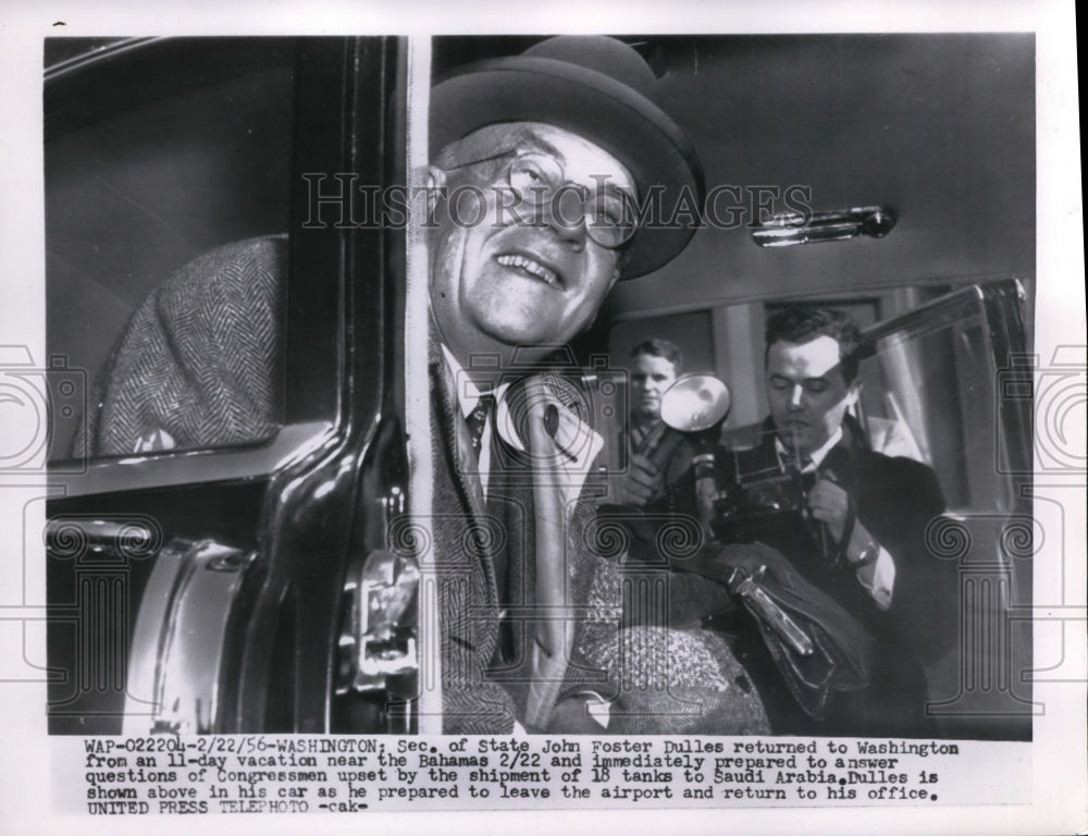 1956 Press Photo Washington DC Sec. of State John Foster Dulles in his car.