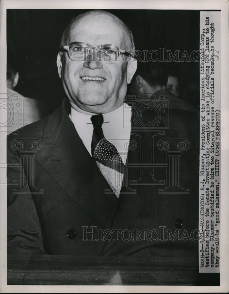 1951 Press Photo R.J. Elauner, President American Lithofold Corp. in Washington