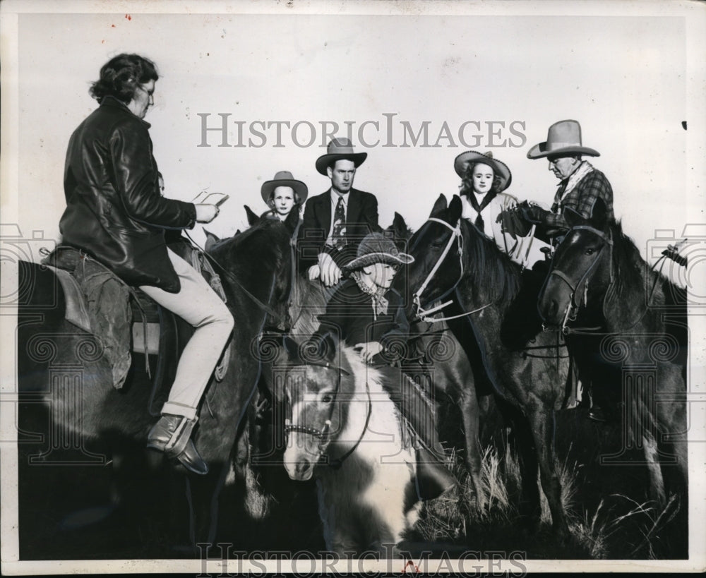 1940 Press Photo Uncle Joe Bowers, Mrs. R.I. Hambrick, Clyde Morgan Indianatown