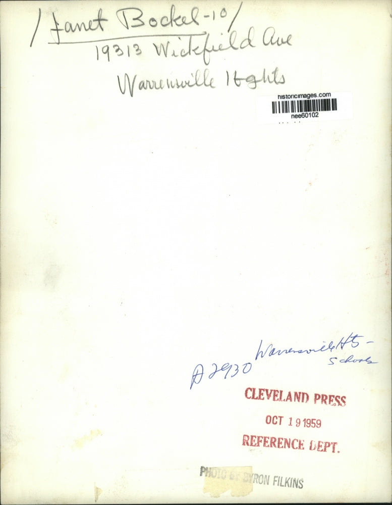 1959 Press Photo Girl Janet Bockel Reads Book at School Library - nee60102