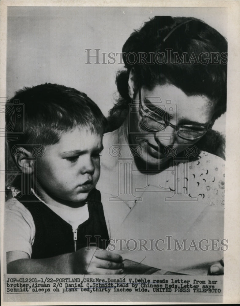 Load image into Gallery viewer, 1955 Press Photo Mrs. Donald V. Dehle, Boy Read Letter from POW Brother
