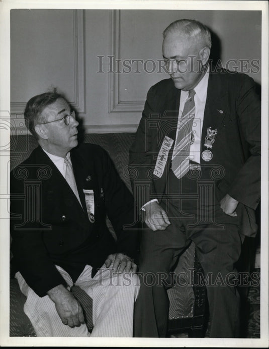 1942 Press Photo Burt Grace, Bruce J. Newlon 8th Army- Historic Images