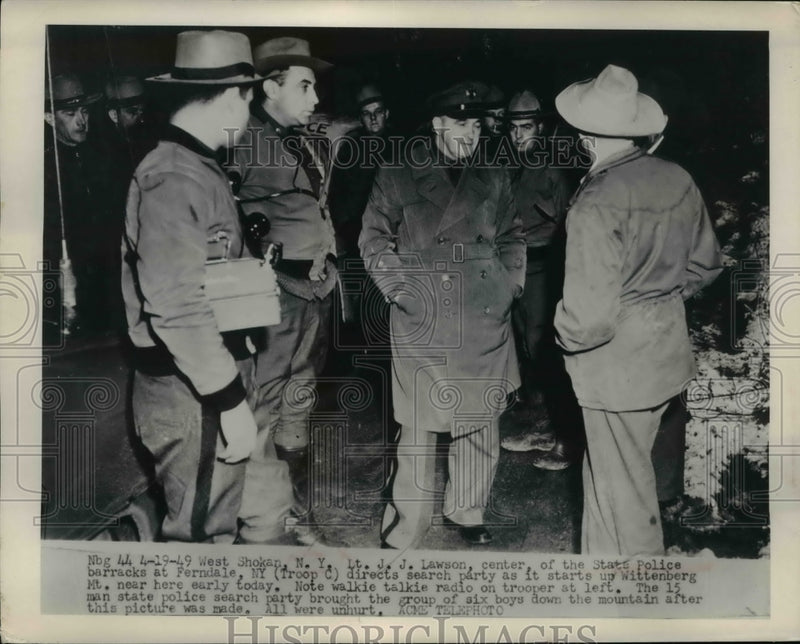 Load image into Gallery viewer, 1949 Press Photo Police Lt. J.J. Lawson Leads Wittenburg Mountain Search Party
