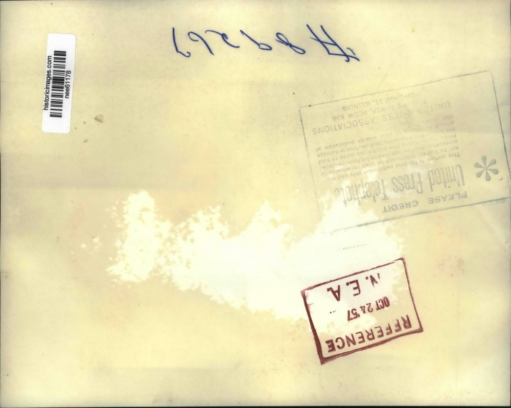 1957 Press Photo Defense Secretary Neil McElroy and Family Air Force B 58 Model