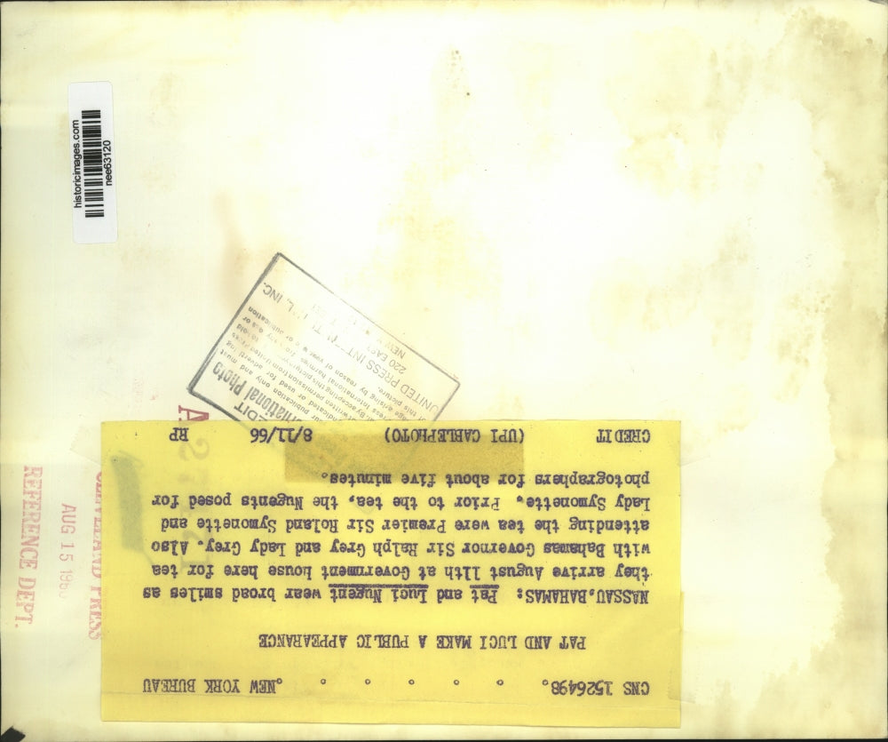 1966 Press Photo Pat and Luci Nugent in Nassau Bahamas