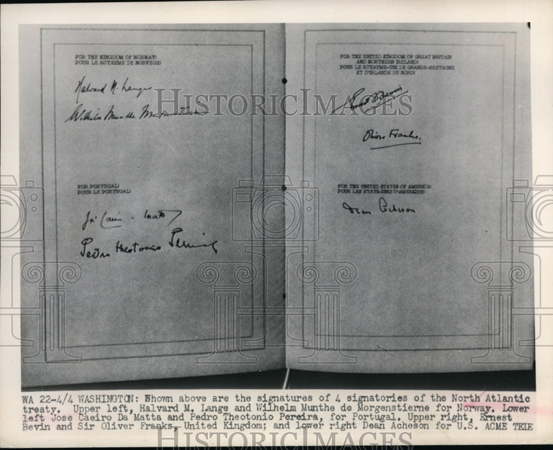 Load image into Gallery viewer, 1949 Press Photo four signatures on the North Atlantic Treaty - nee63596
