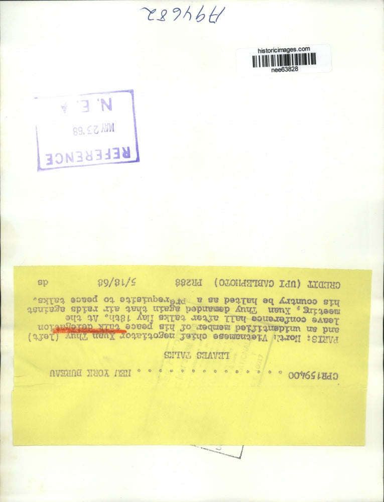 1968 Press Photo Xuan Thuy (L) at the Paris Peace talks - nee63828