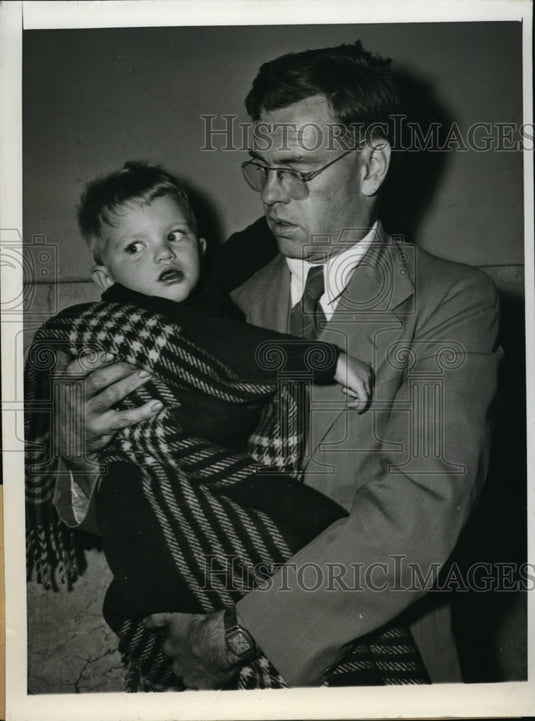 1946 Press Photo Chicago Illinois, Jimmy Hughes, Phoenix Arizona, Hospital