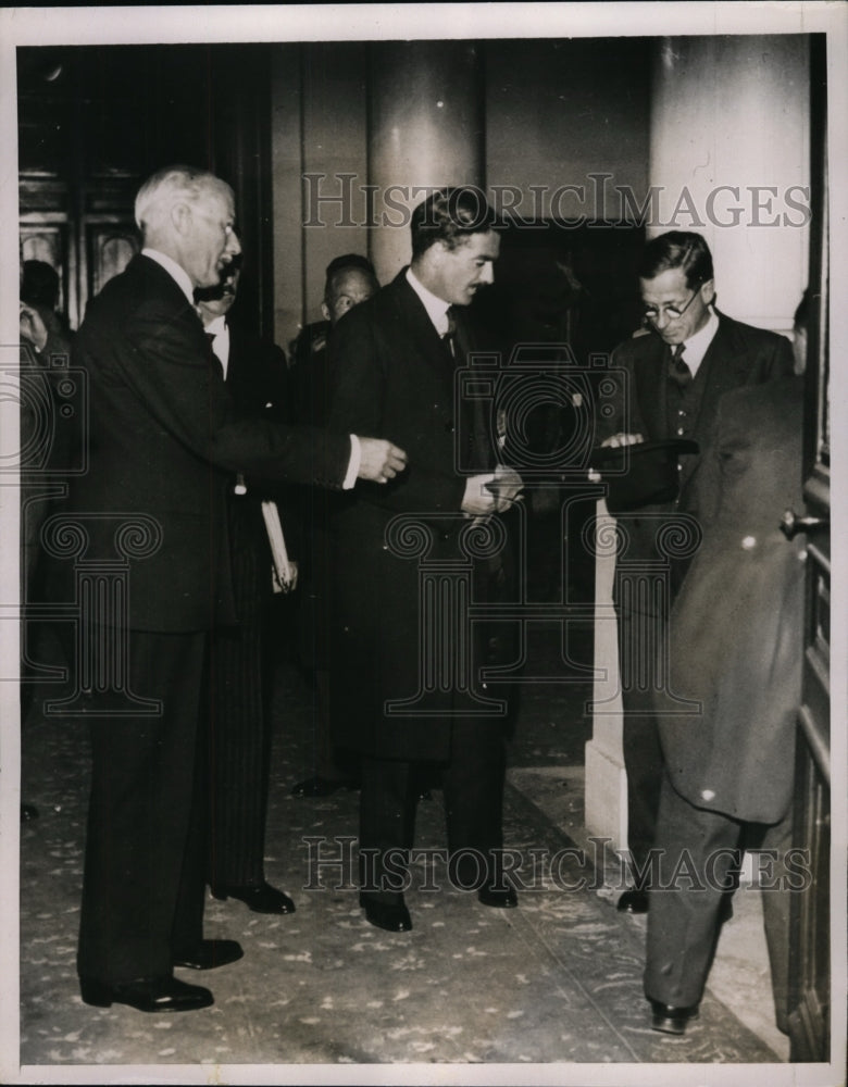 Load image into Gallery viewer, 1935 Press Photo Captain Anthony Eden British Minister to league of Nations
