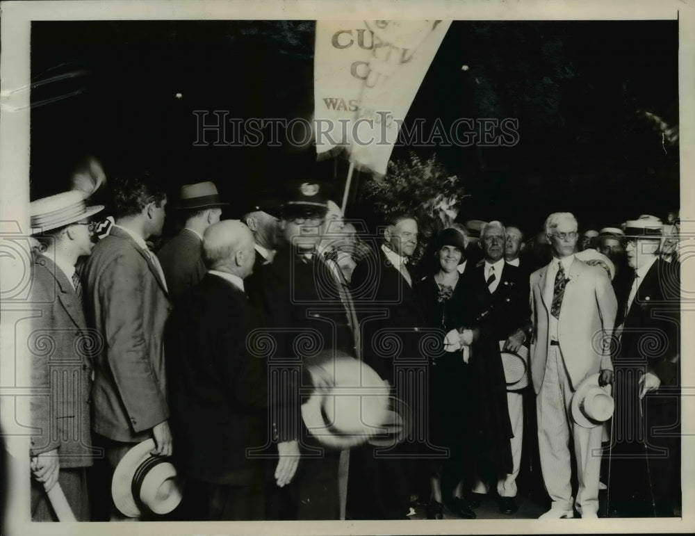 1928 Press Photo the Hoovers Arrive at Union Station Washington. - nee64859