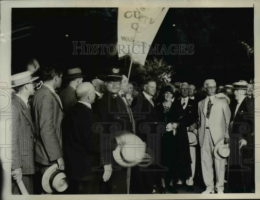 1928 Press Photo the Hoovers Arrive at Union Station Washington. - nee64859