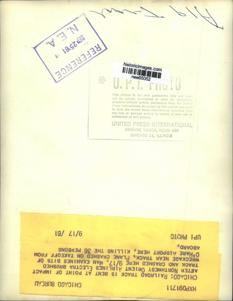 1951 Press Photo Railroad Track Bent Where Train Wreck Occurred in Chicago