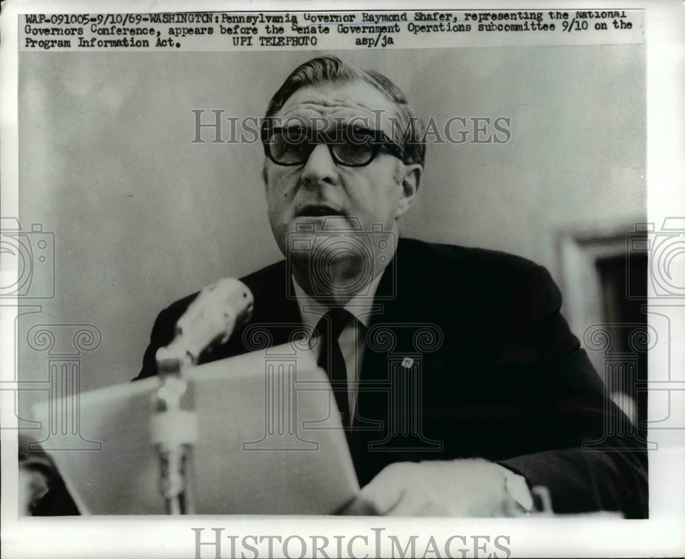 1969 Press Photo Pennsylvania Governor Raymond Shafer Addresses Senate