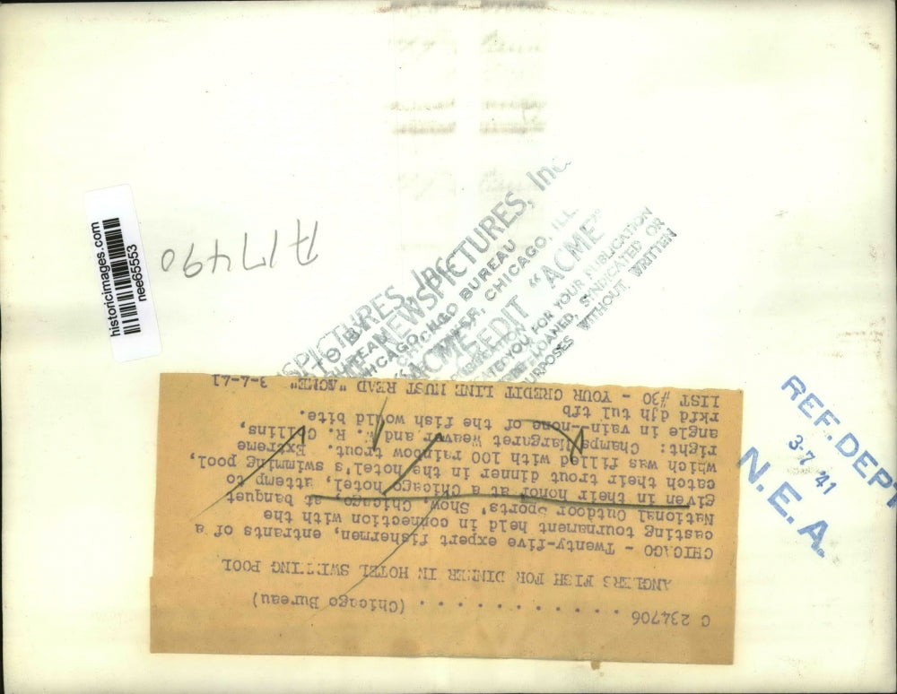 1943 Press Photo Chicago 25 expert fishermen entrants of casting tournament.