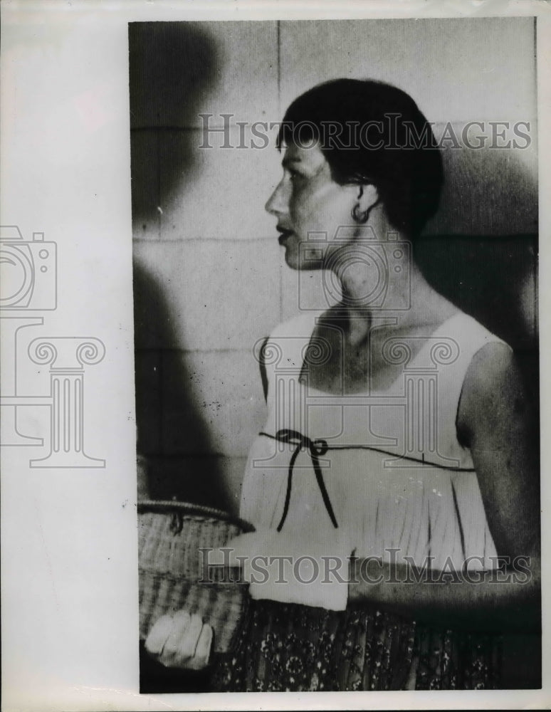 1956 Press Photo Mrs Matthew McKeon. - nee66133