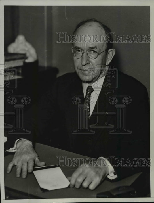 1934 Press Photo Surgeon Wins Herg Medal Dr. Miley Wesson - nee66789