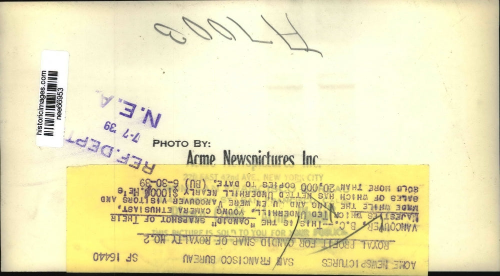 1939 Press Photo Vancouver-Candid snapshot of their Majesties on visit.