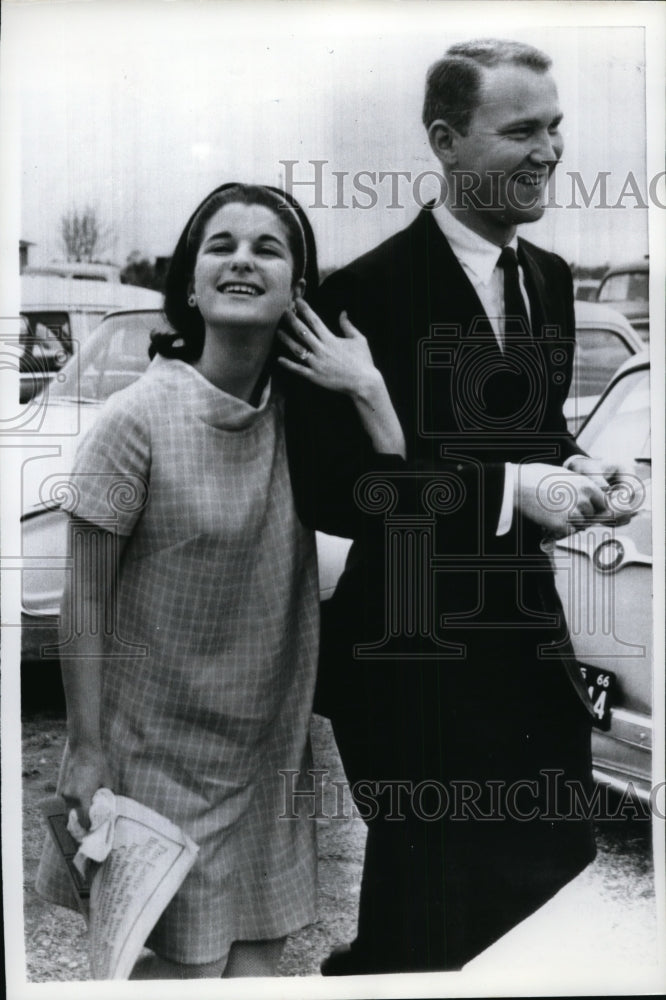 Load image into Gallery viewer, 1967 Press Photo Stonewall Texas Mrs Pat Nugent with husband after church.
