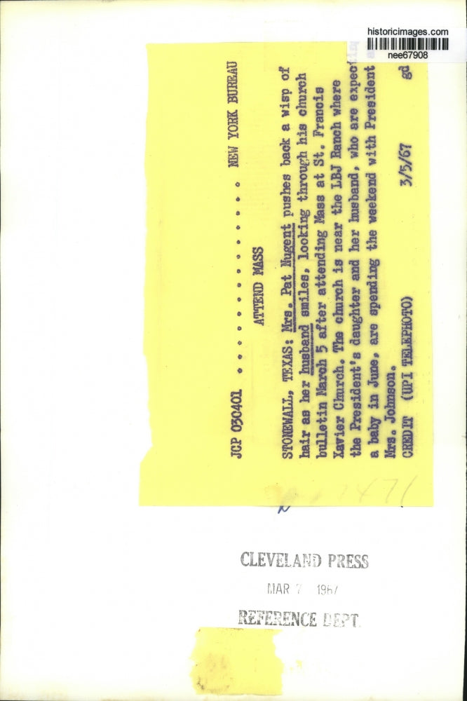 1967 Press Photo Stonewall Texas Mrs Pat Nugent with husband after church.