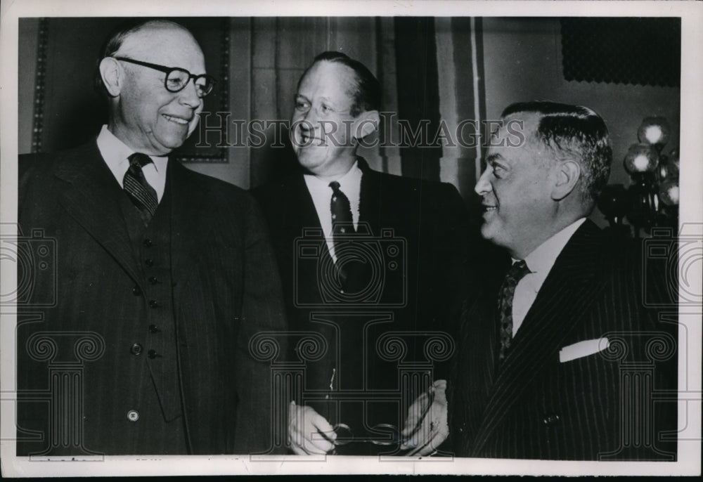 1953 Press Photo Sen. Robert A. Taft at GOP Meeting with Three Republicans.