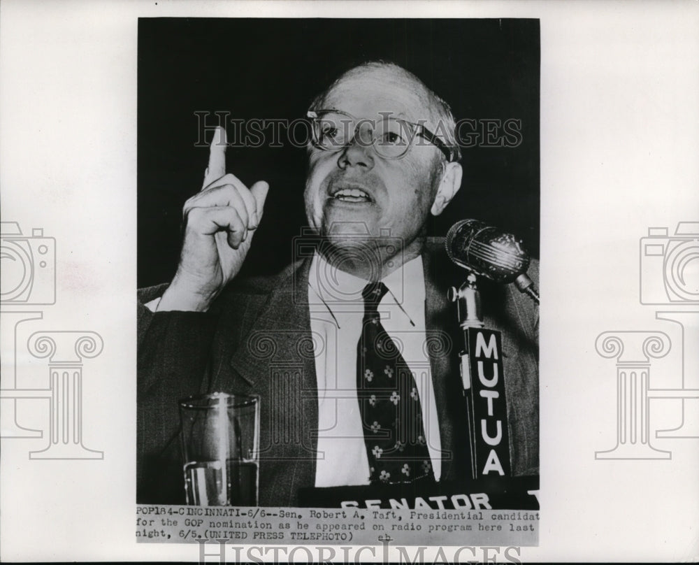1952 Press Photo Robert Taft, Presidential Candidate, Appears on Radio Show