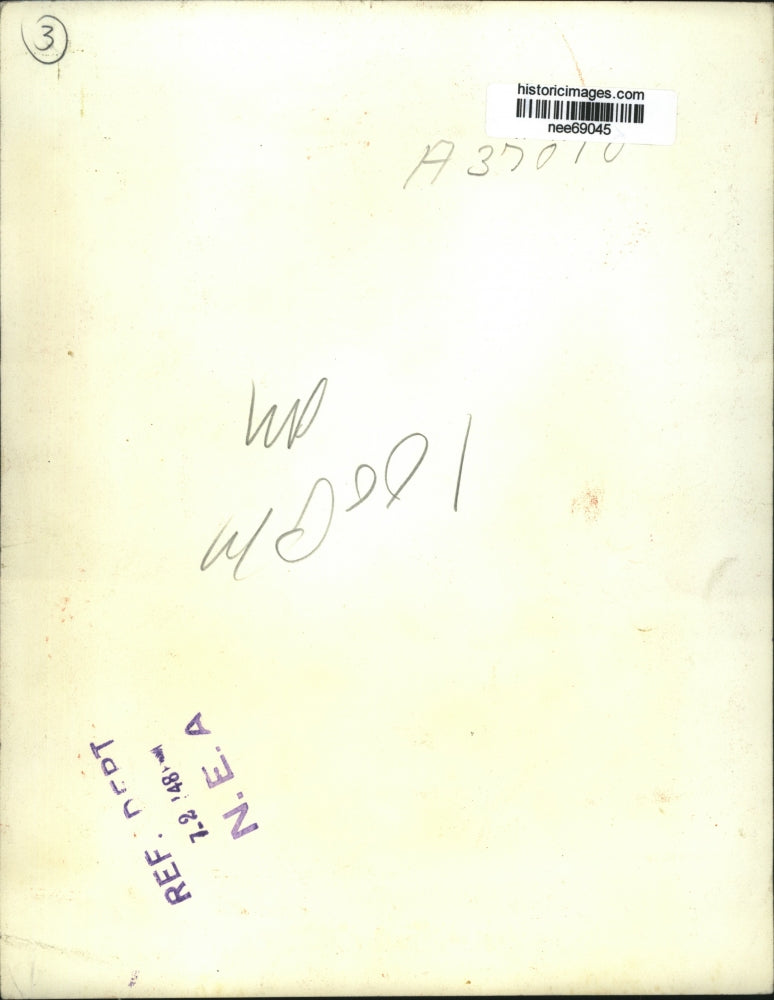 1948 Press Photo Senator Robert A Taft at Press Conference in Philadelphia