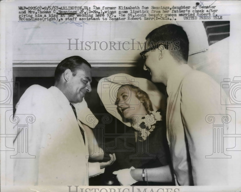 Load image into Gallery viewer, 1957 Press Photo Elizabeth Sue Hennings, Sen. and Mrs. Thomas C. Hennings Jr.
