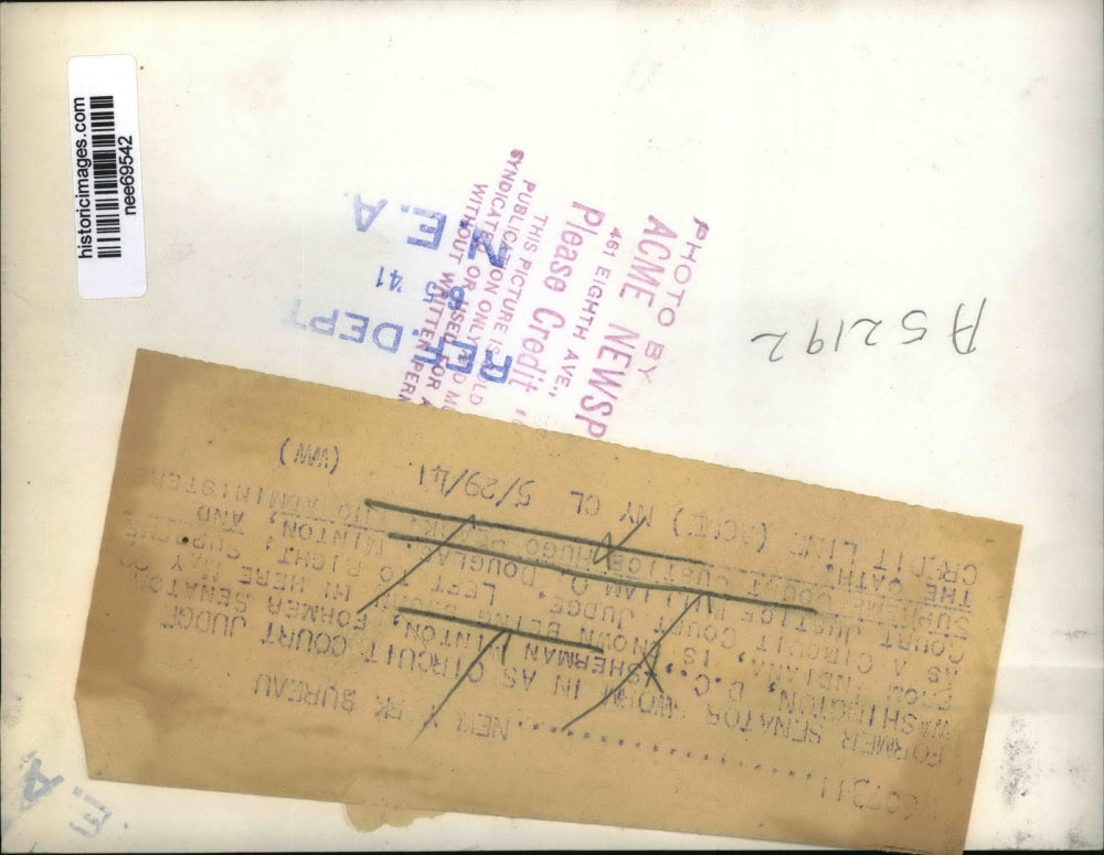 1941 Press Photo Washington Sherman Minton sworn in as Circuit Court Judge.