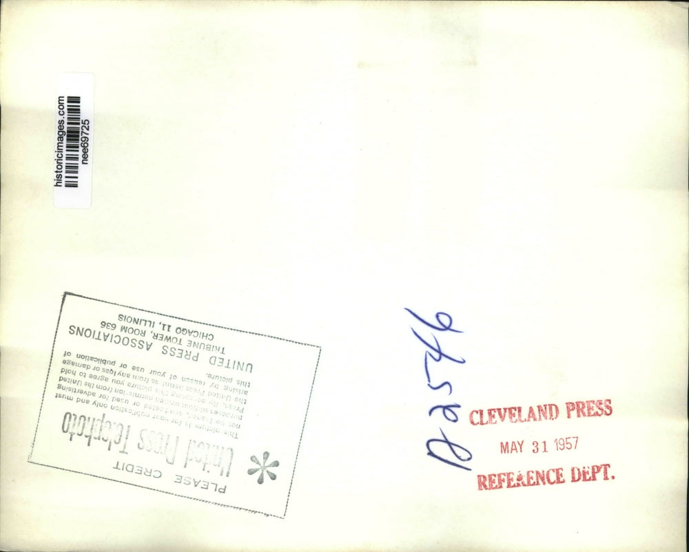 1957 Press Photo North Hollywood California Plane Crashed On Home Some Injured