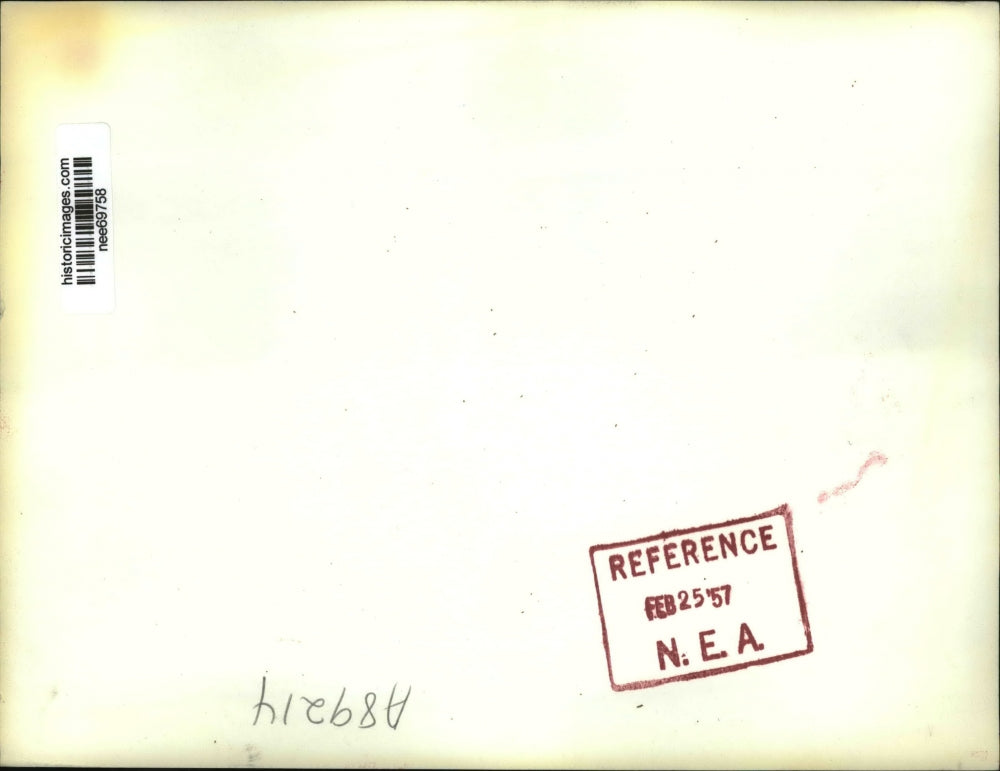 1957 Press Photo Mrs Amma Haddox Age 67 Grandmother Broke Leg Walking on Stilts