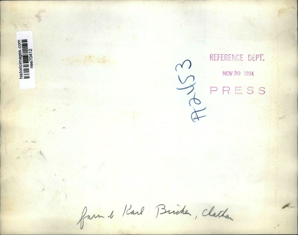 1934 Press Photo Karl Briche on Turkey Farm - nee70412