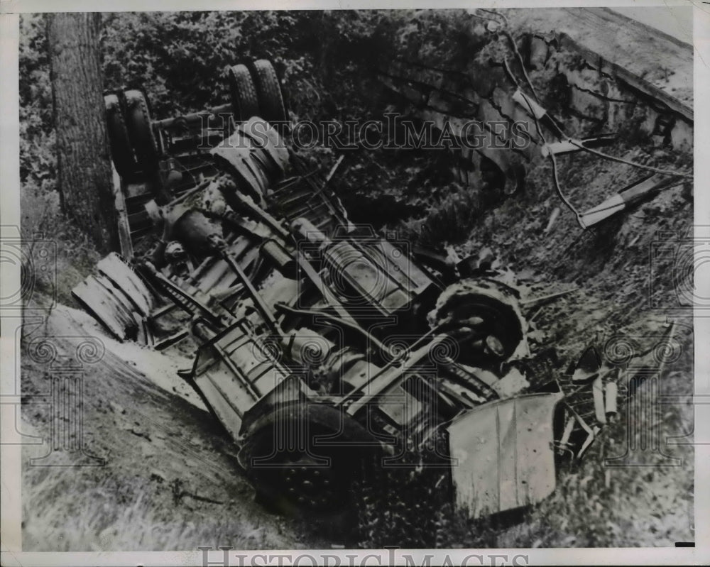 1938 Press Photo Remains of Truck caught Blazed 3 burnt to death Auburn, ME