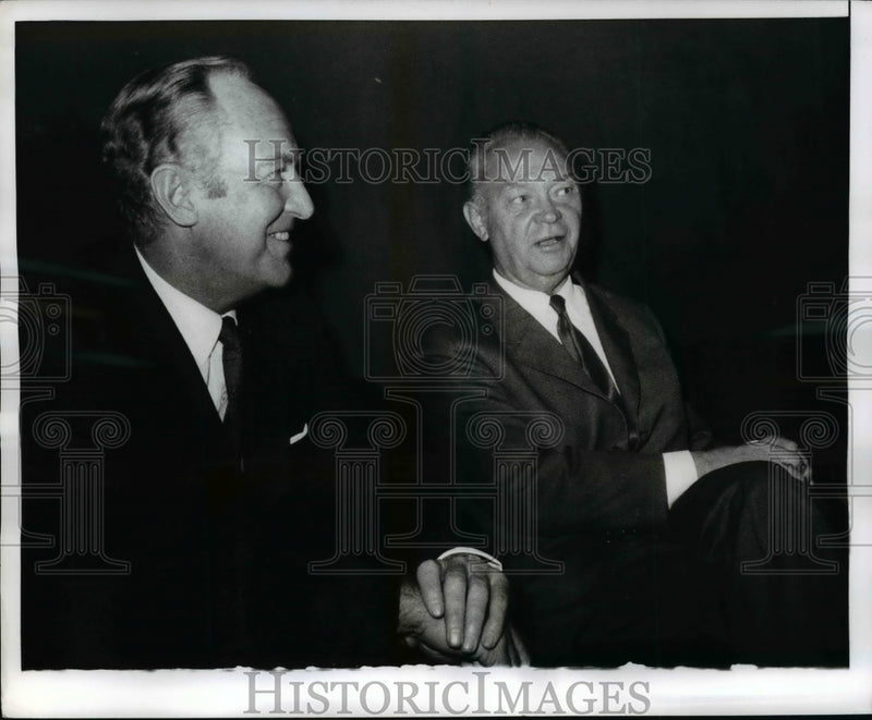 Load image into Gallery viewer, 1969 Press Photo William Rogers and Swedish Foreign Minister Torsten Nilsson
