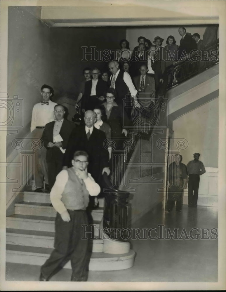 1951 Press Photo Air Raid Warning City Hall - nee71215