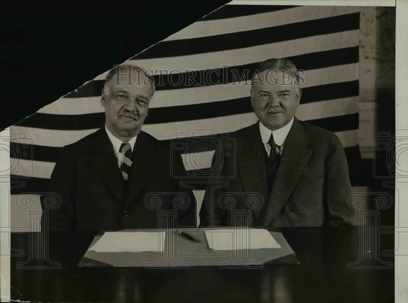 Load image into Gallery viewer, 1932 Press Photo Charles H Curtis and Herbert Hoover elected Vice Pres and Pres.
