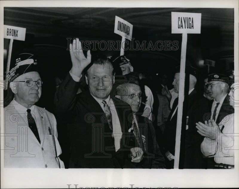 Load image into Gallery viewer, 1961 Press Photo Nelson Rockefeller, Samuel Aronowitz, Otto De Heus - nee72095

