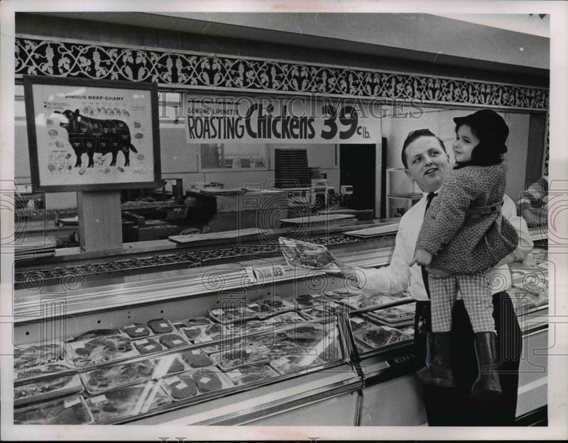 Load image into Gallery viewer, 1954 Press Photo Pick n Pay meat department - nee74144
