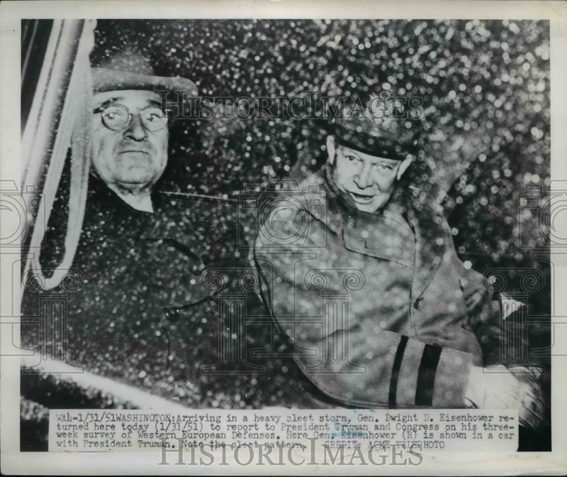 Load image into Gallery viewer, 1951 Press Photo General Dwight D Eisenhower and President Truman in Washington
