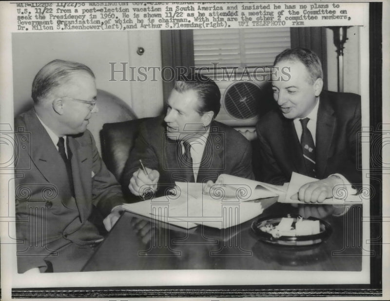 Load image into Gallery viewer, 1956 Press Photo Gov.Nelson Rockefeller at Committee on Government Organization
