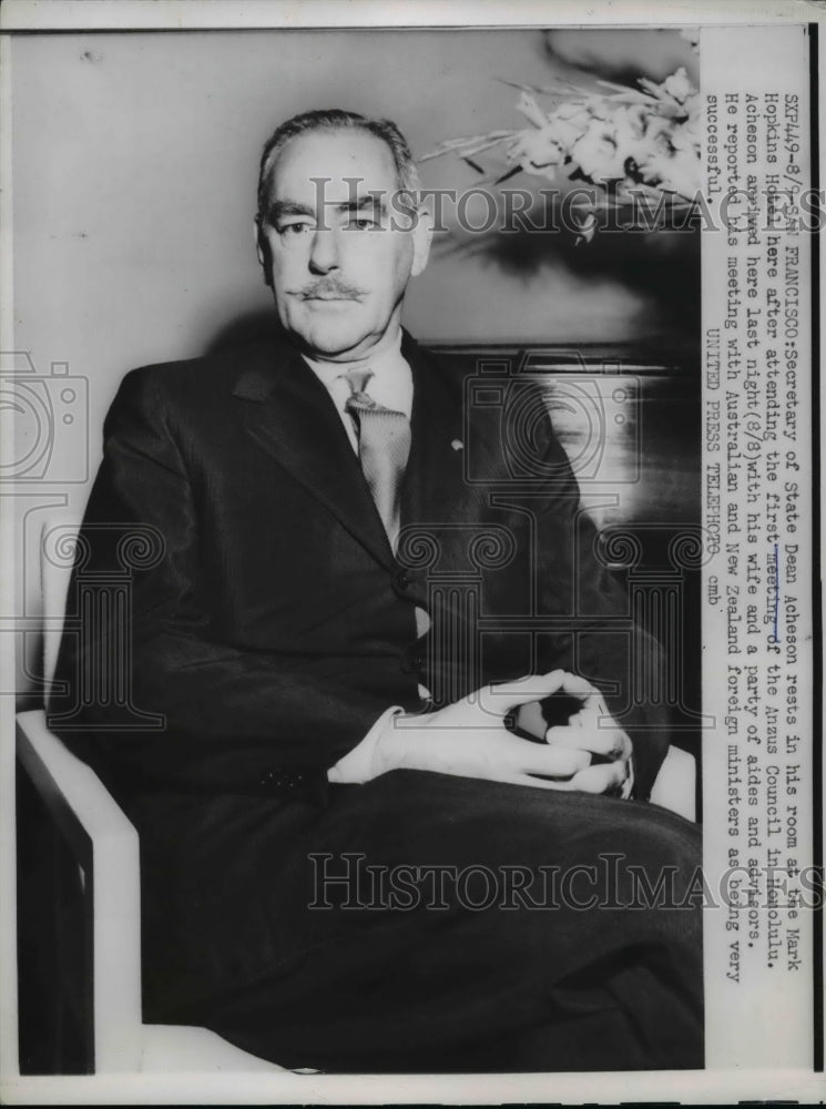 1952 Press Photo Secretary of State Sean Acheson at Mark Hopkins Hotel San Franc
