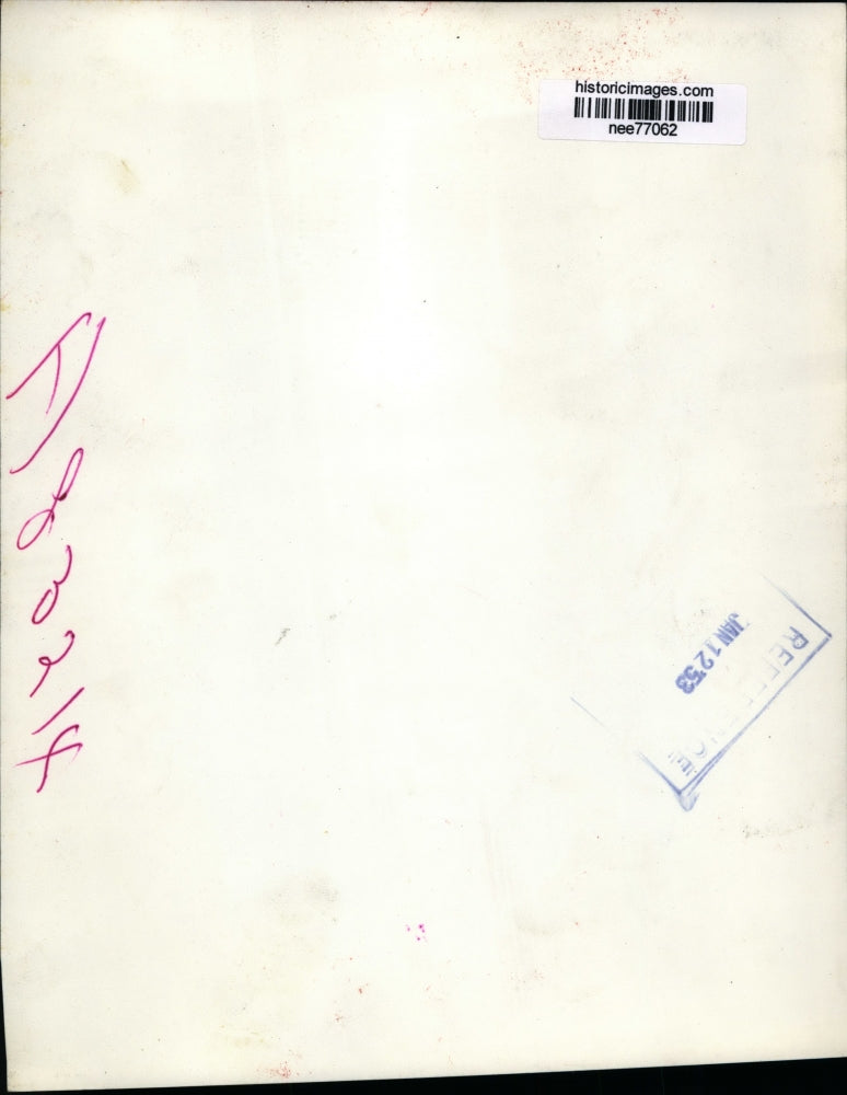 1953 Press Photo Governor of Illinois Adlai Stevenson Watching Election Results