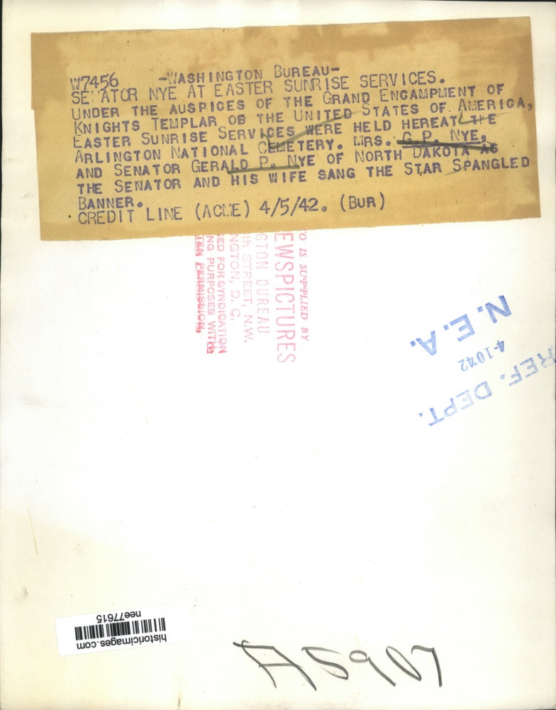 1942 Press Photo Senator & Mrs Gerald P Nye of North Dakota at Easter services